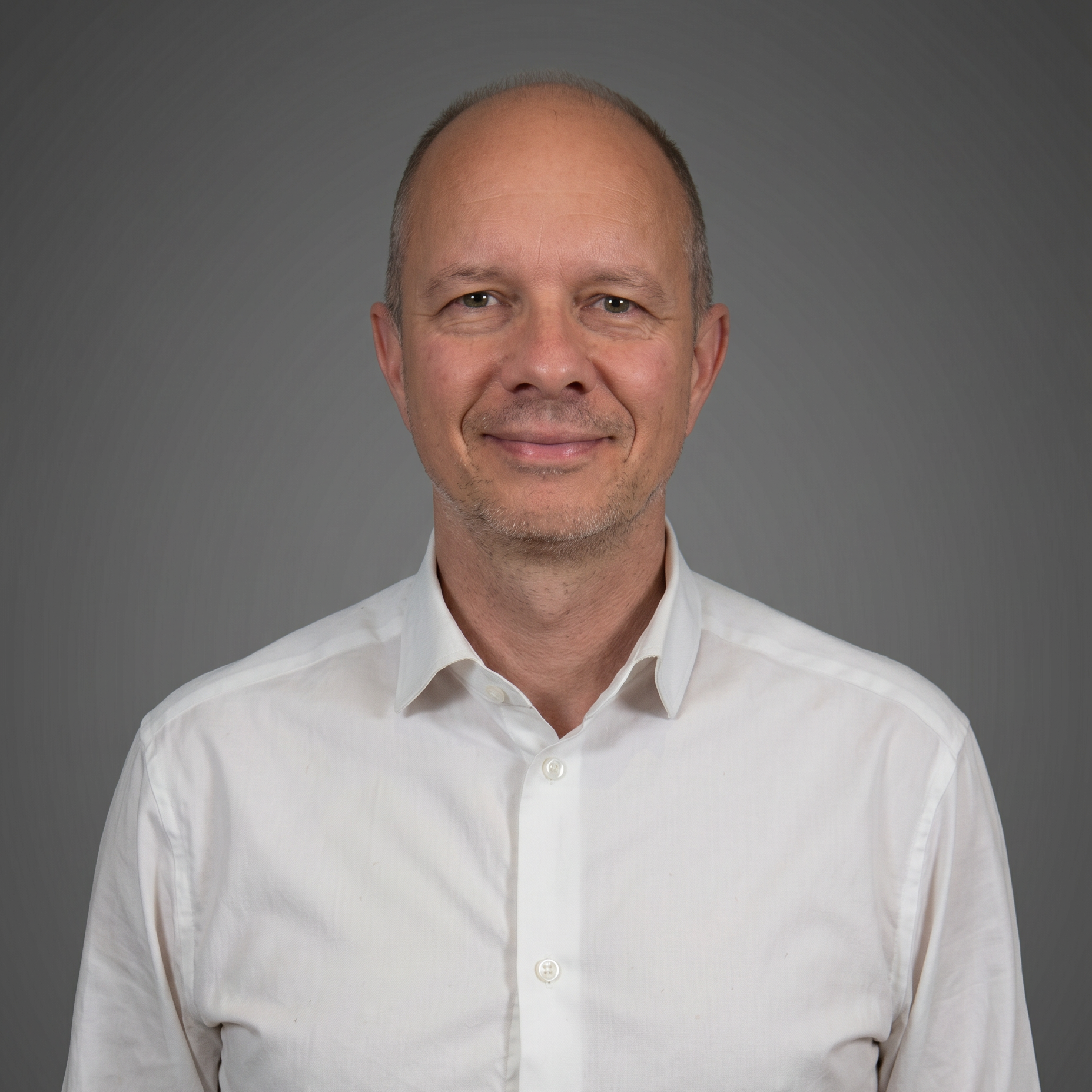 Robert Larsson